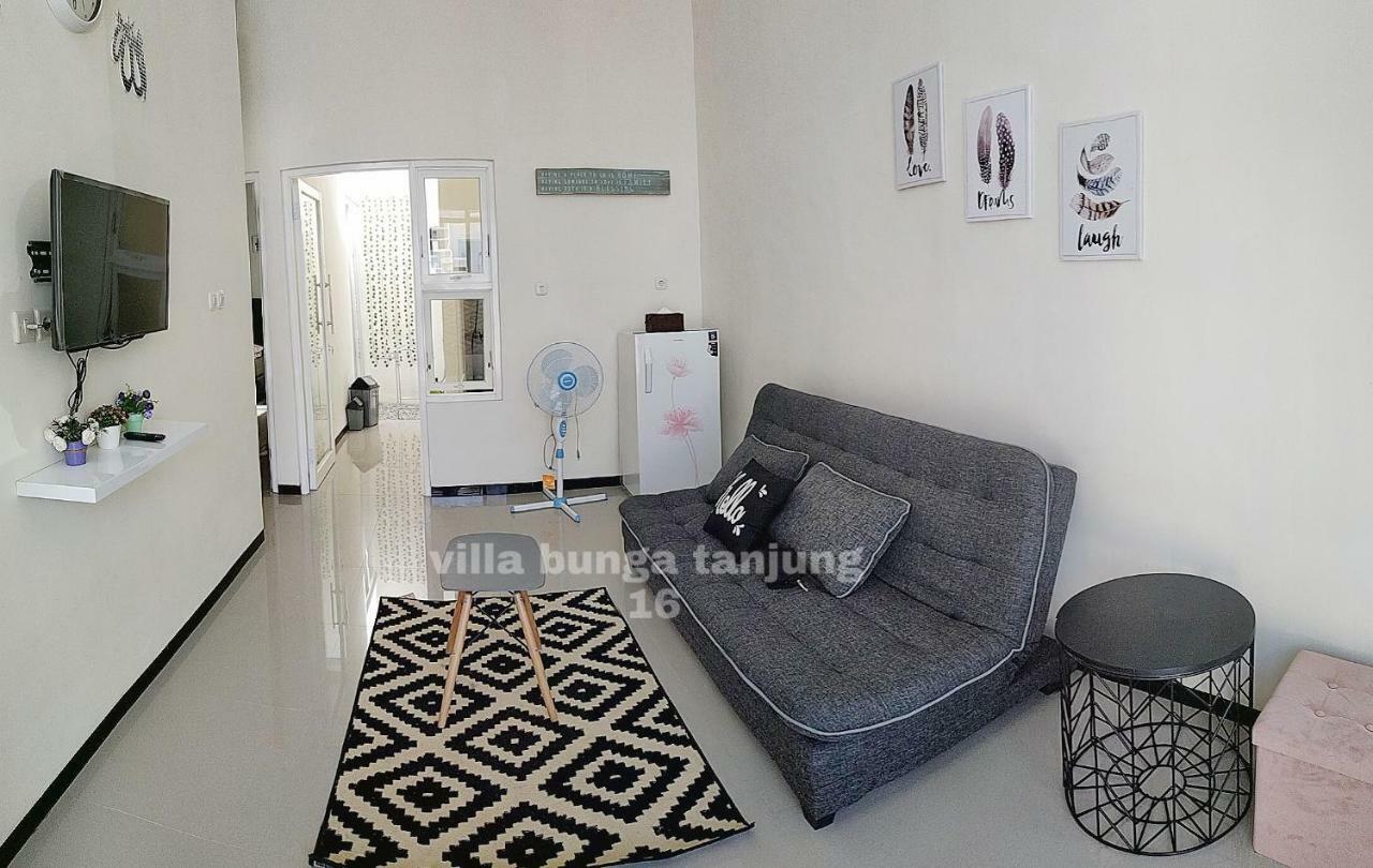 Villa Syariah Bunga Tanjung 16 Batu  Buitenkant foto