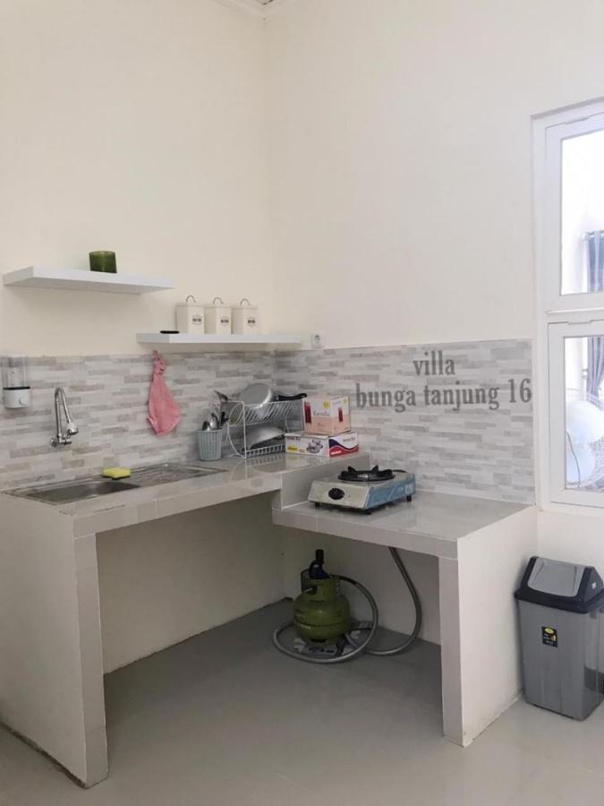 Villa Syariah Bunga Tanjung 16 Batu  Buitenkant foto