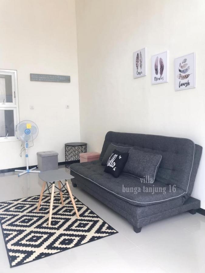 Villa Syariah Bunga Tanjung 16 Batu  Buitenkant foto